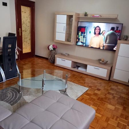 Apartamento Araceli Proximo A Clinica Oftalmologica Fdez Vega Apartman Oviedo Kültér fotó
