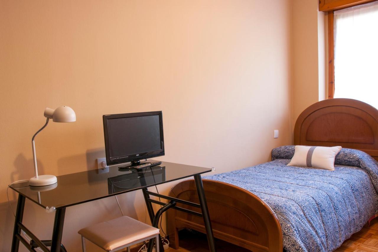 Apartamento Araceli Proximo A Clinica Oftalmologica Fdez Vega Apartman Oviedo Kültér fotó