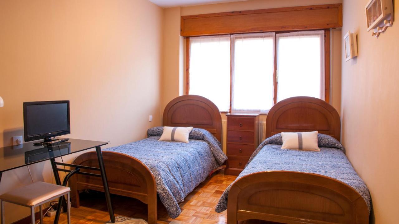 Apartamento Araceli Proximo A Clinica Oftalmologica Fdez Vega Apartman Oviedo Kültér fotó