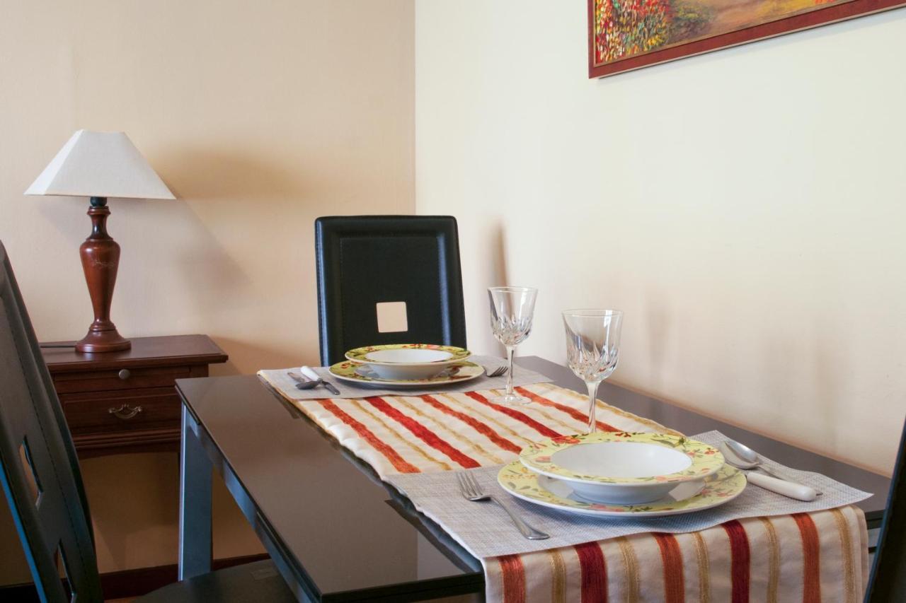 Apartamento Araceli Proximo A Clinica Oftalmologica Fdez Vega Apartman Oviedo Kültér fotó